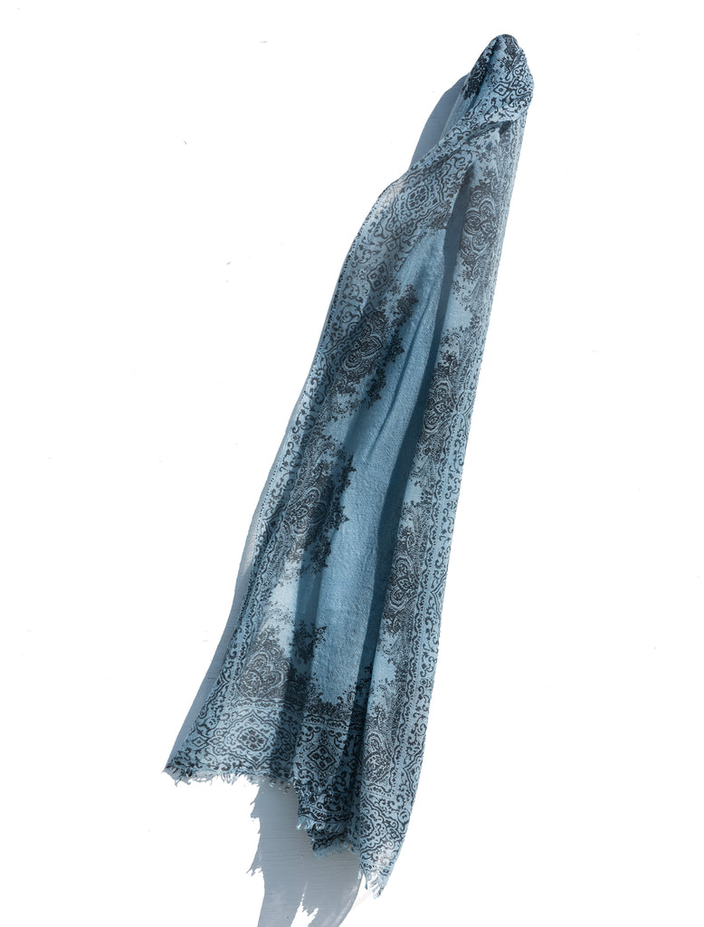 Mid Blue / Black